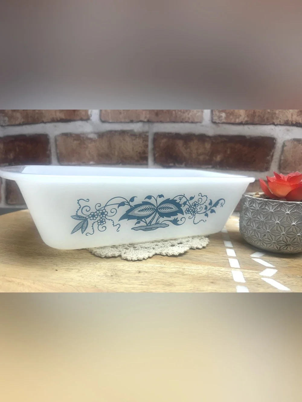 VINTAGE • Glasbake 1.5 Qt Milkglass Bread Baking Retro Blue Onion Glass Loaf Pan